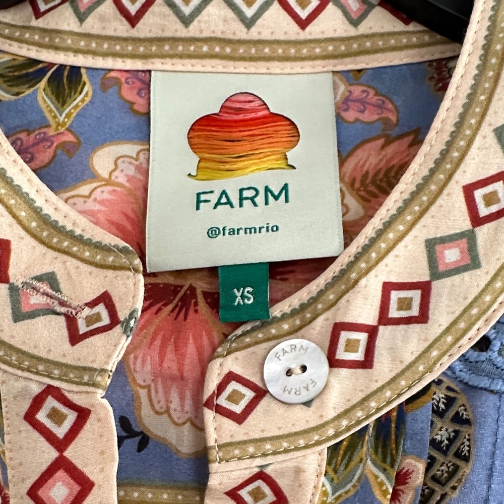FARM Rio Multicolor Floral Blouse - Picture 2 of 8